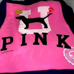 ‼️‼️PLEASE DO NOT BUY‼️ VS PINK BUNDLE 4 MA❤️